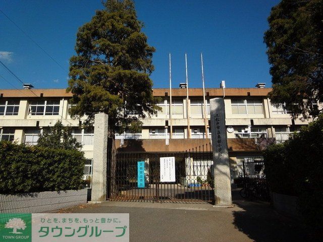 小学校　東部小学校（小学校）まで430m