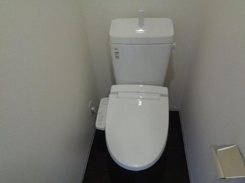 トイレ　シャワー付トイレ
