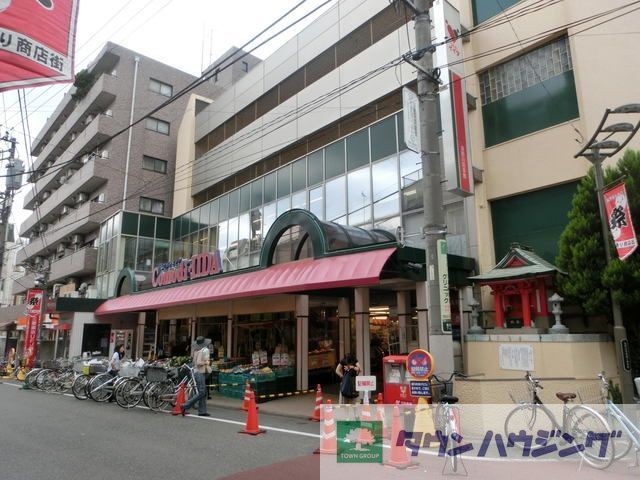 スーパー　コモディイイダ滝野川店（スーパー）まで275m