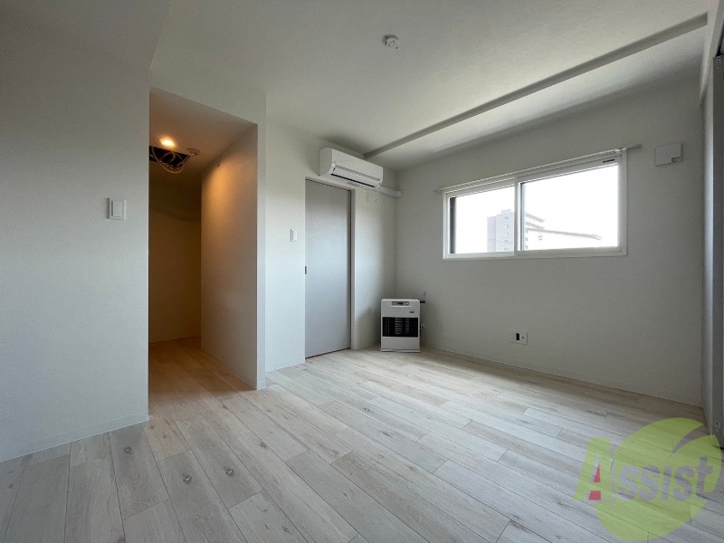 居室・リビング　広くてキレイなお部屋が広がっていて、充実した生活が送れそう。