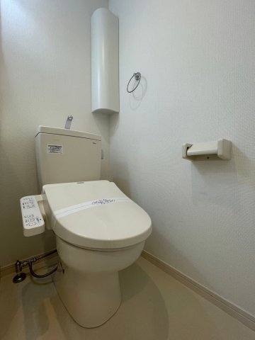 トイレ　別号室イメージの為、現状を優先致します。