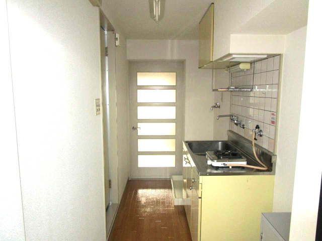 キッチン　実際はコンロなし（あれば残置物）