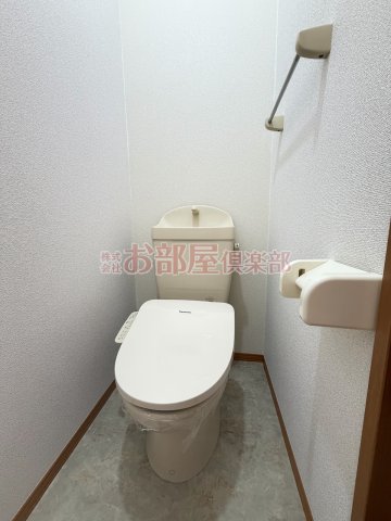 トイレ　ゆったりとした空間のトイレです