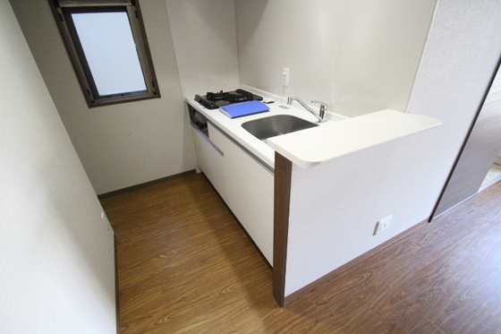 キッチン　※別部屋の写真です
