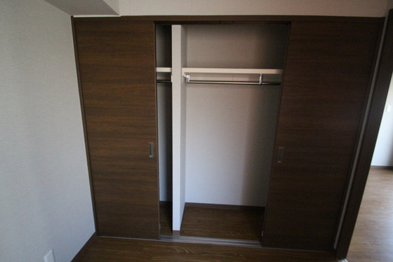 収納　※別部屋の写真です
