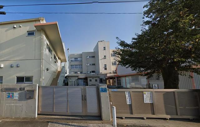小学校　狛江市立狛江第六小学校（小学校）まで509m
