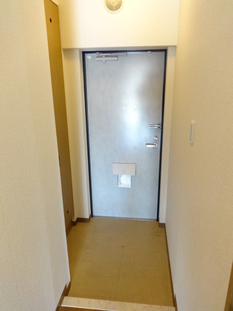 玄関　※別号室写真