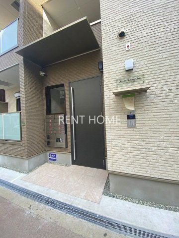 エントランス　オートロック完備