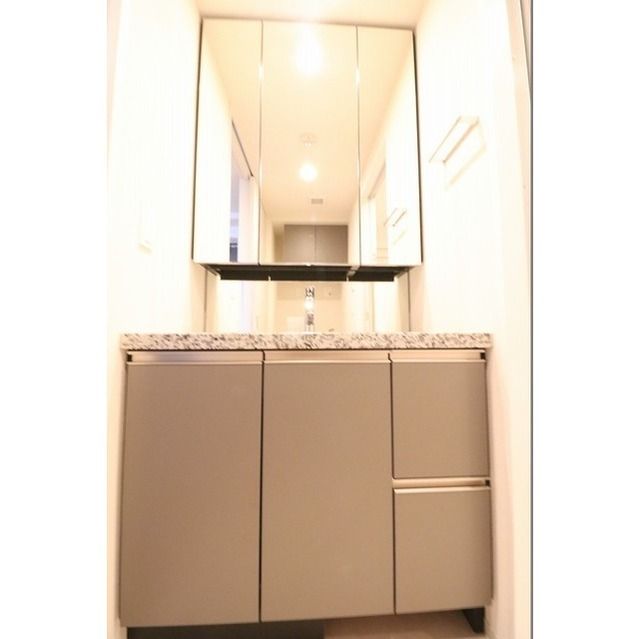 洗面設備　参考写真