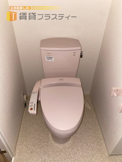 トイレ　シャワートイレ完備