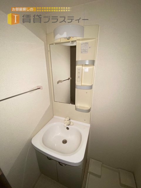 洗面設備　独立洗面必須ですね