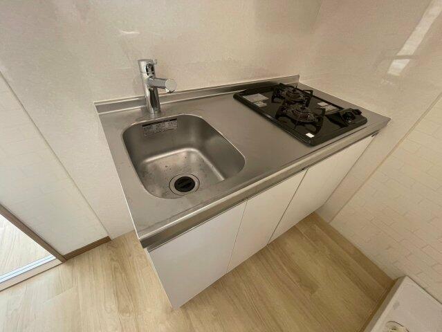 キッチン　※別部屋参考写真