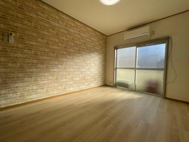 居室・リビング　※別部屋参考写真