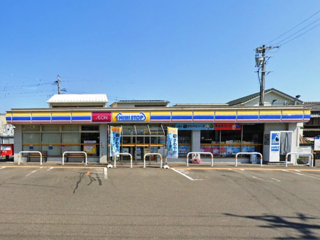 コンビニ　ミニストップ大和町店（コンビニ）まで960m