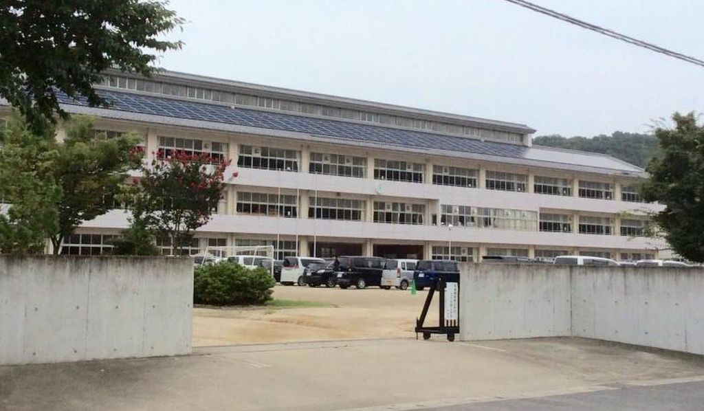 小学校　足利市立毛野小学校（小学校）まで960m