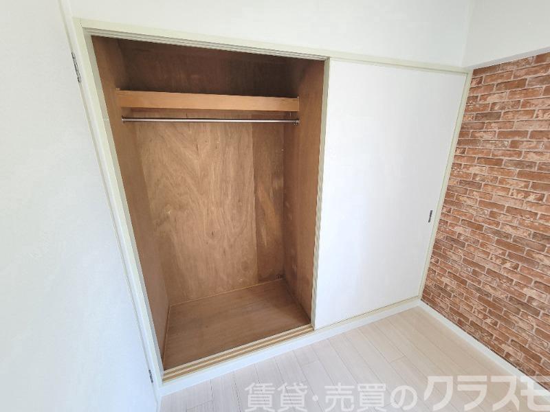 収納　洋室収納