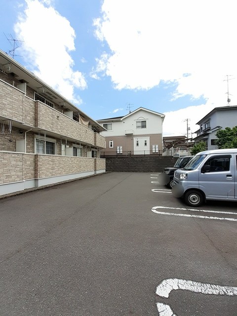 駐車場　駐車場