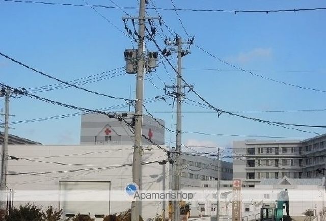 病院　八戸赤十字病院（病院）まで950m