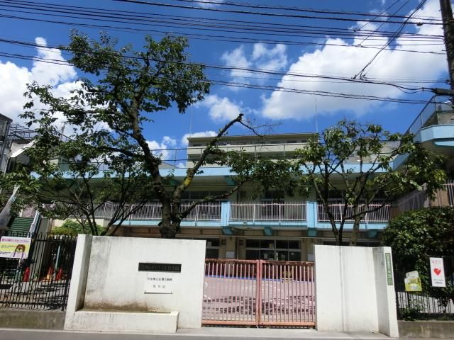 幼稚園・保育園　ひぐらし保育園（幼稚園・保育園）まで299m