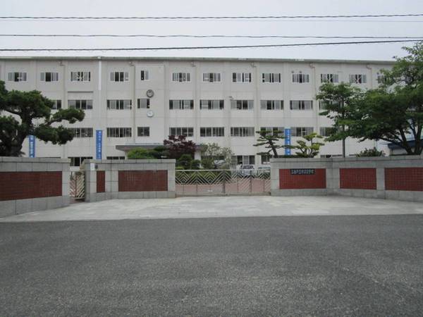 中学校　井口中学校（中学校）まで750m