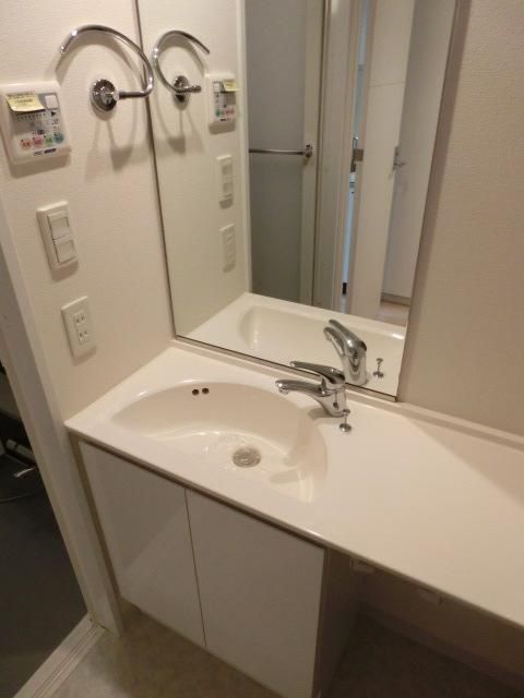 洗面設備　☆嬉しい独立洗面台☆