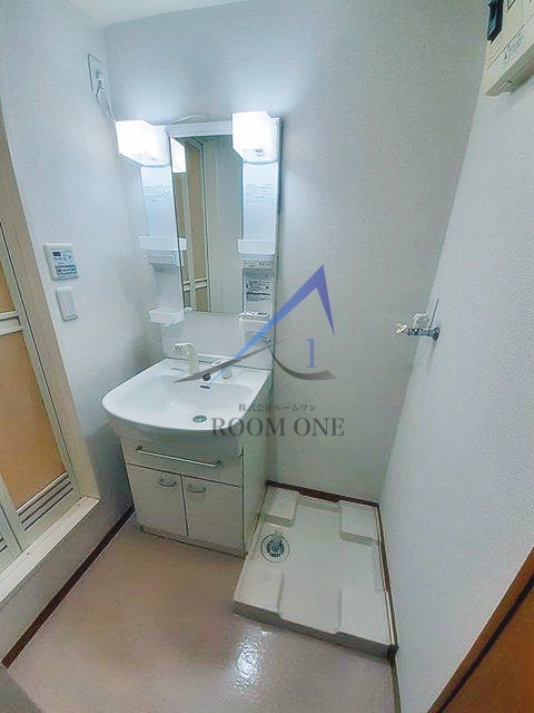 洗面設備　洗面台です。