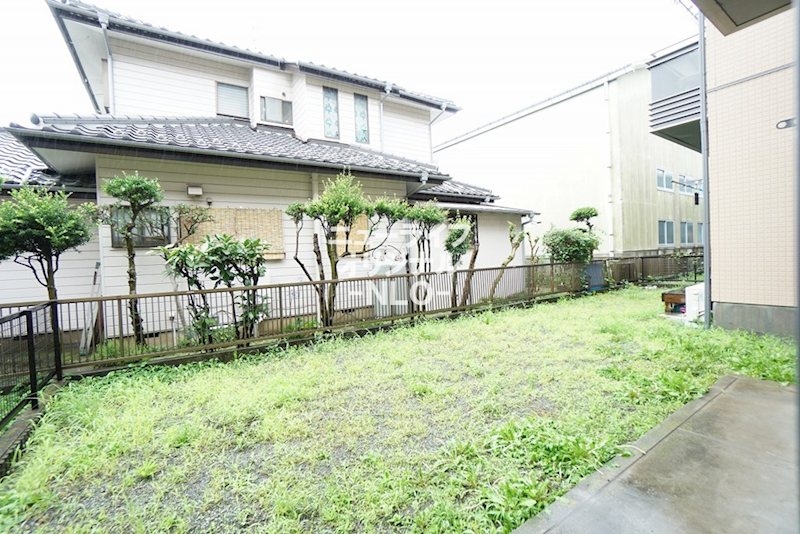 バルコニー　開放的な庭があります☆