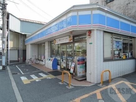 コンビニ　ローソン平野本町店（コンビニ）まで214m