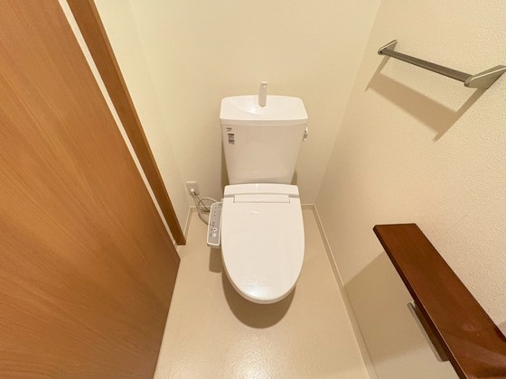 トイレ　※別部屋の写真です