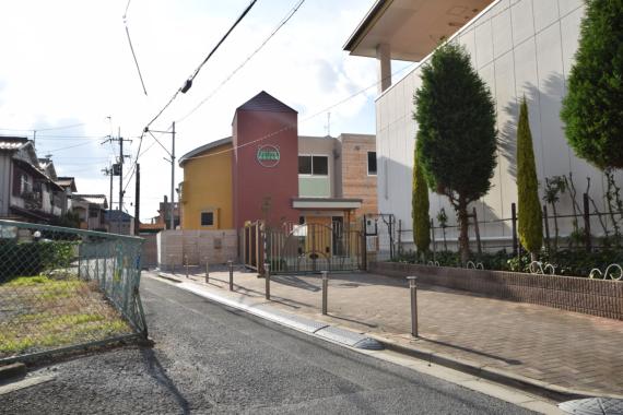 幼稚園・保育園　松葉幼稚園（幼稚園・保育園）まで218m