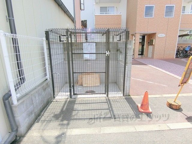 その他設備　ゴミ置き場