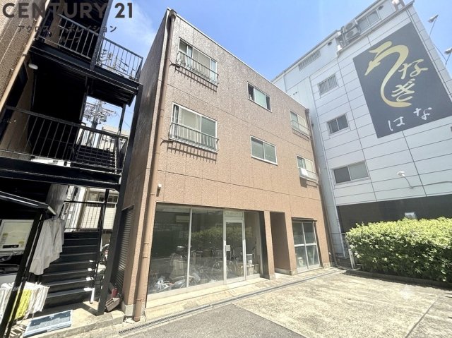 建物外観　駅まで平坦で生活便利な立地です。