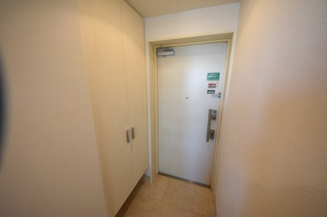 玄関　※別号室参照
