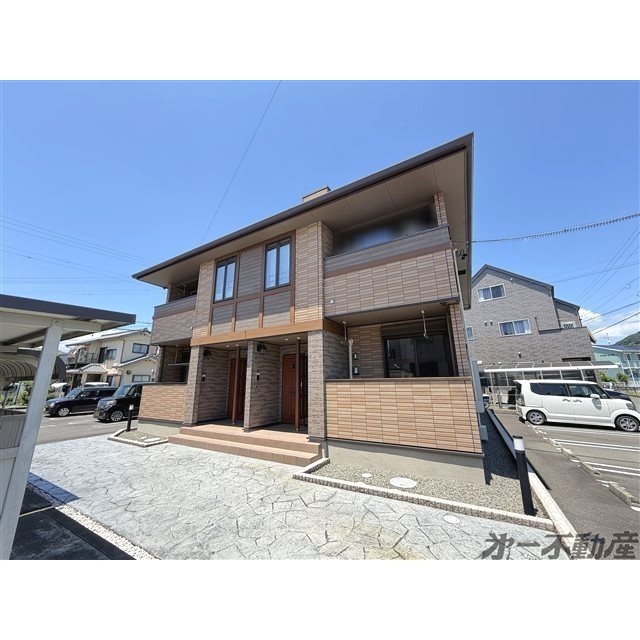 エントランス　建物外観