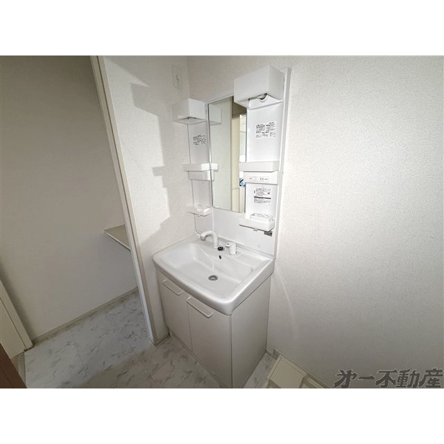 洗面設備　洗髪洗面化粧台