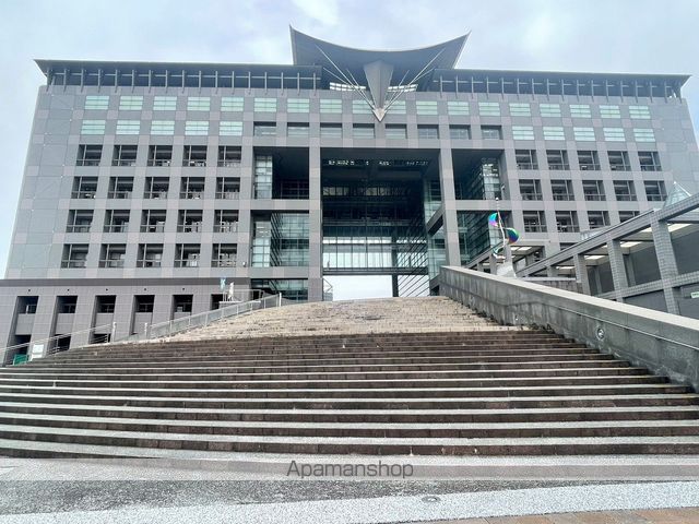 警察署・交番　中央少年サポートセンターハートケア中央（警察署・交番）まで761m
