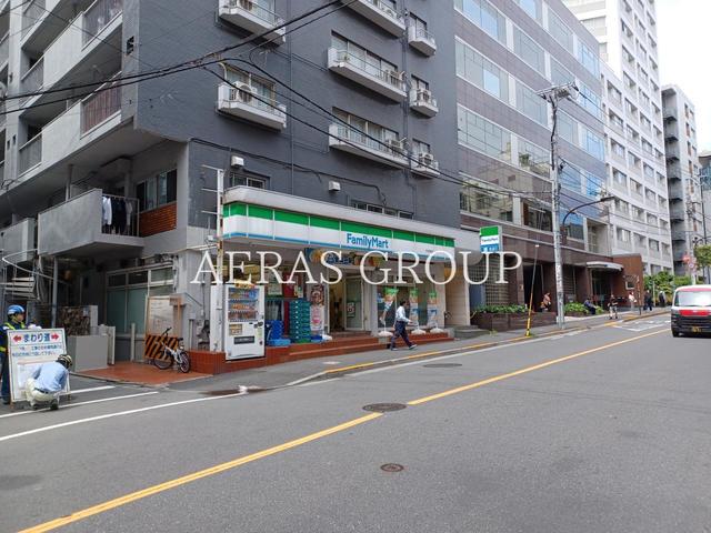 コンビニ　ファミリーマート 市谷田町店（コンビニ）まで489m