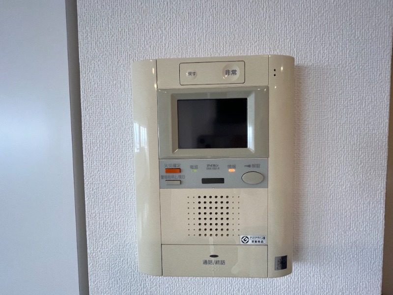 セキュリティ　モニター付きインターホン♪