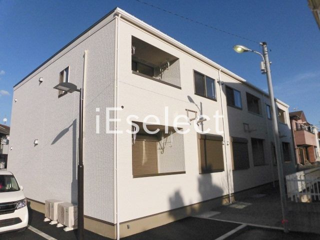 建物外観　閑静な住宅街に立地