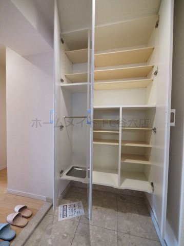 玄関　ジュネーゼグラン淀屋橋