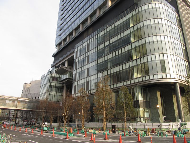 ショッピングセンター　グランフロント大阪北館（ショッピングセンター）まで1022m