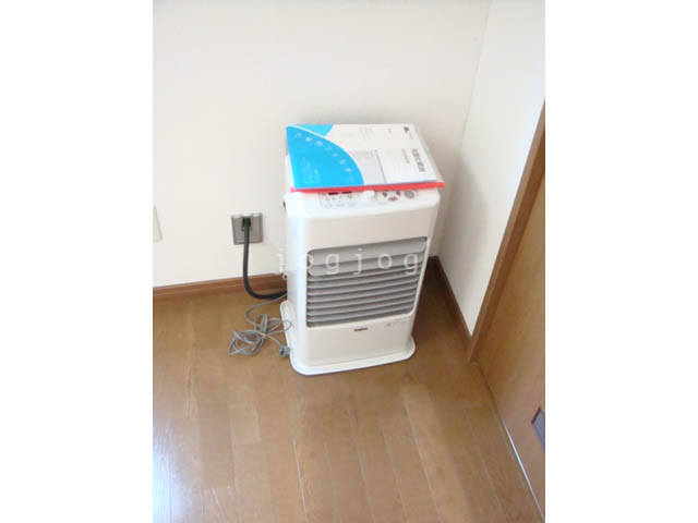 その他設備　冬の必需品！灯油ストーブ！