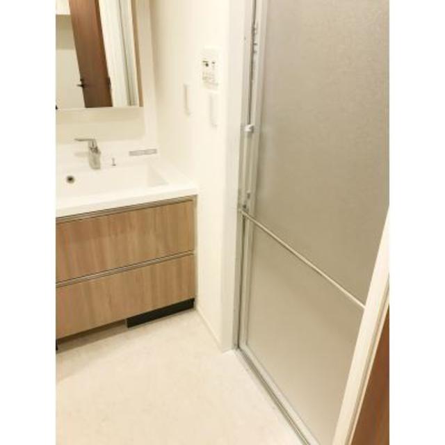洗面設備　※写真は同タイプ住戸です。