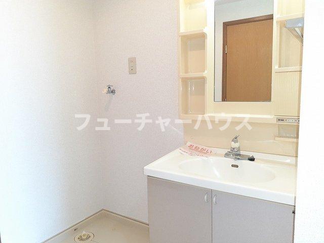 洗面設備　広い洗面スペース