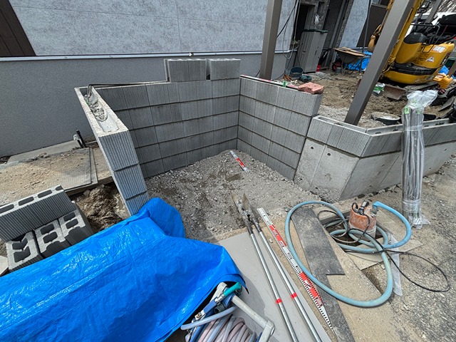 阪急今津線 仁川駅 徒歩10分 3階建 新築の外観写真