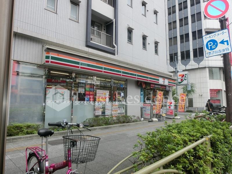 コンビニ　セブン-イレブン 台東柳橋2丁目店（コンビニ）まで348m