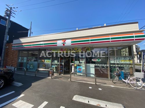 コンビニ　セブンイレブン 大阪北田辺5丁目店（コンビニ）まで215m