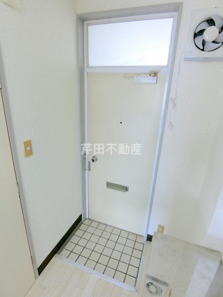 玄関　写真は別のお部屋のイメージです