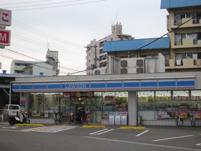 コンビニ　ローソン（コンビニ）まで177m