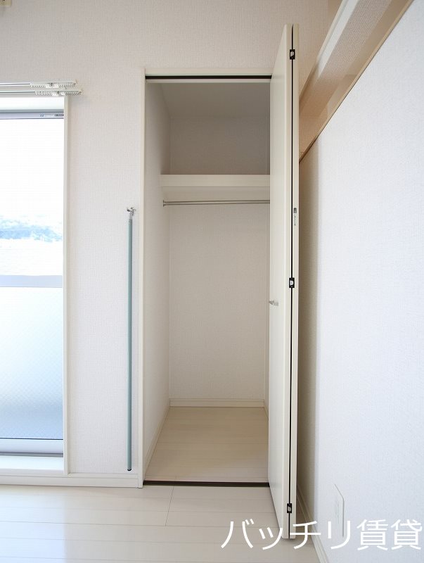 収納　同型タイプの為、現状を優先致します。